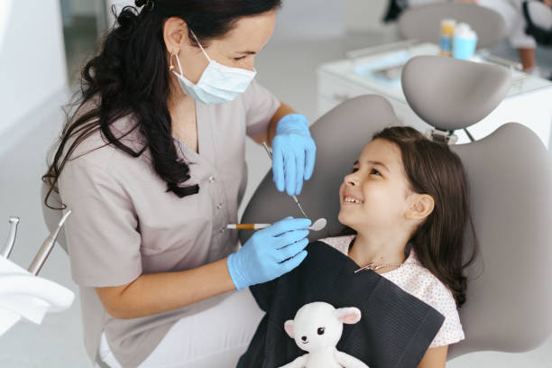 Best Emergency Dental Extractions in Riverside, CT